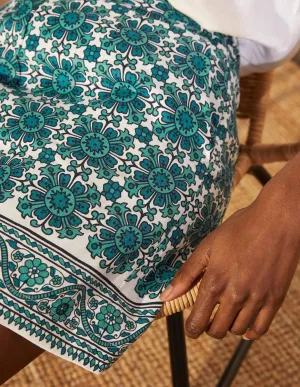 Georgina Linen Shorts-Indian Ocean, Flora Tile